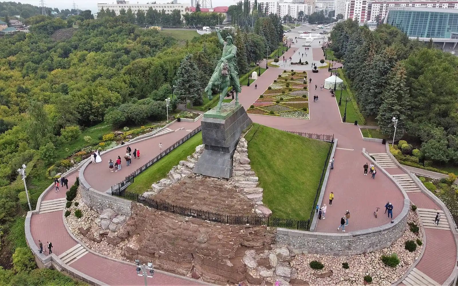 Работа водителем такси в Уфе